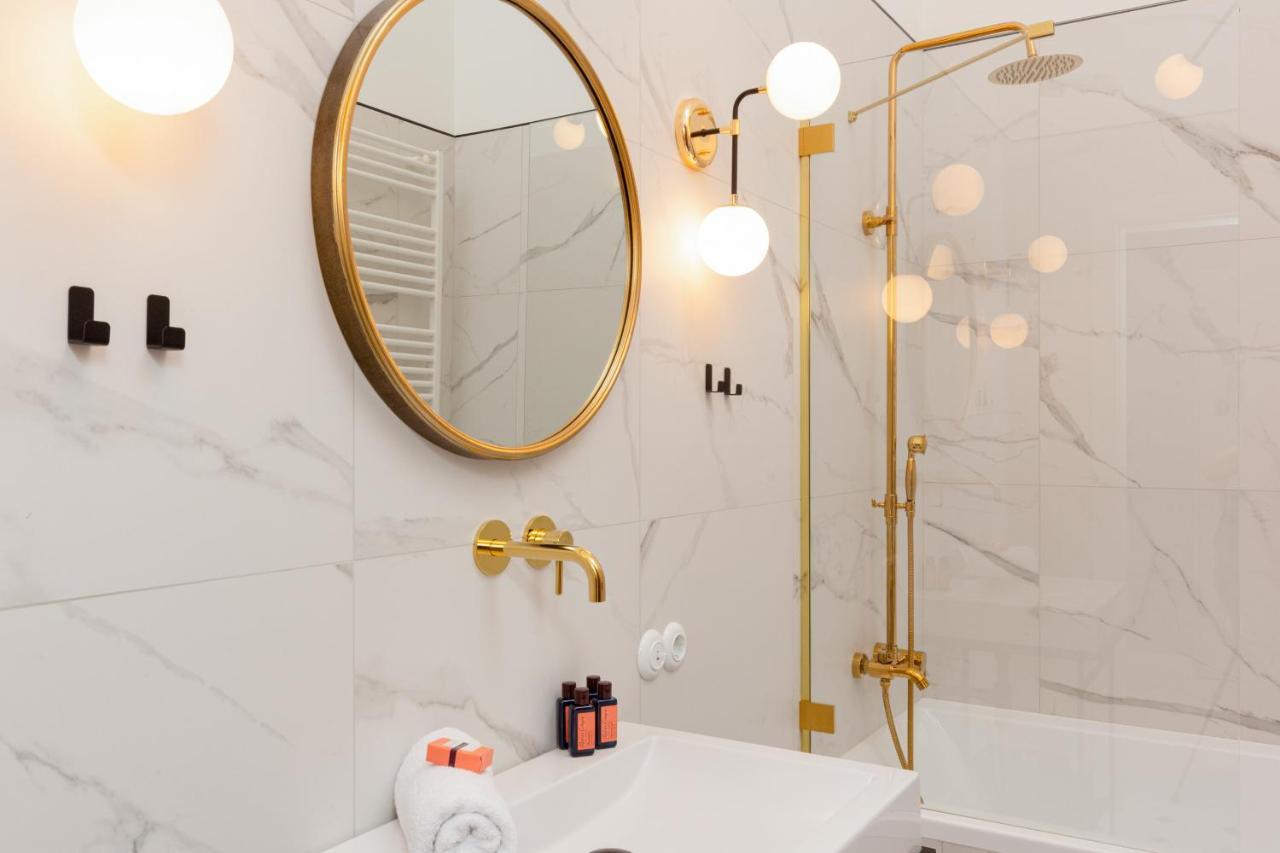 Lux Golden Apartment Praga Kepna By Renters Prestige Warschau Buitenkant foto
